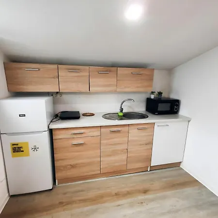 Apartman Cozy Renovated New *